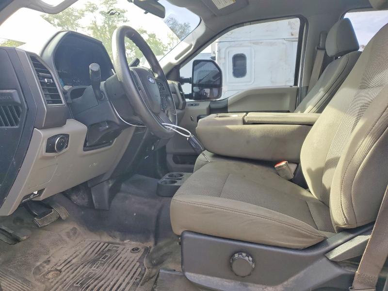 69418116 :رقم المزاد ، 1FT8W3B69JEB27158 vin ، 2018 Ford F350 مزاد بيع