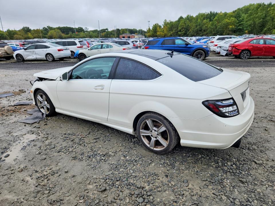 Продажа на аукционе авто 2013 Mercedes-benz C, vin: WDDGJ4HB7DF999461, номер лота: 71060456