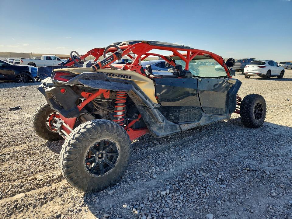 67141646 :رقم المزاد ، 3JBVNAW21HK000652 vin ، 2017 Can-am Maverick X3 Max مزاد بيع