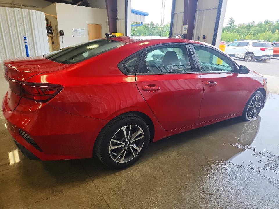 2024 Kia Forte მანქანა იყიდება აუქციონზე, vin: 3KPF24AD0RE742657, აუქციონის ნომერი: 66067476