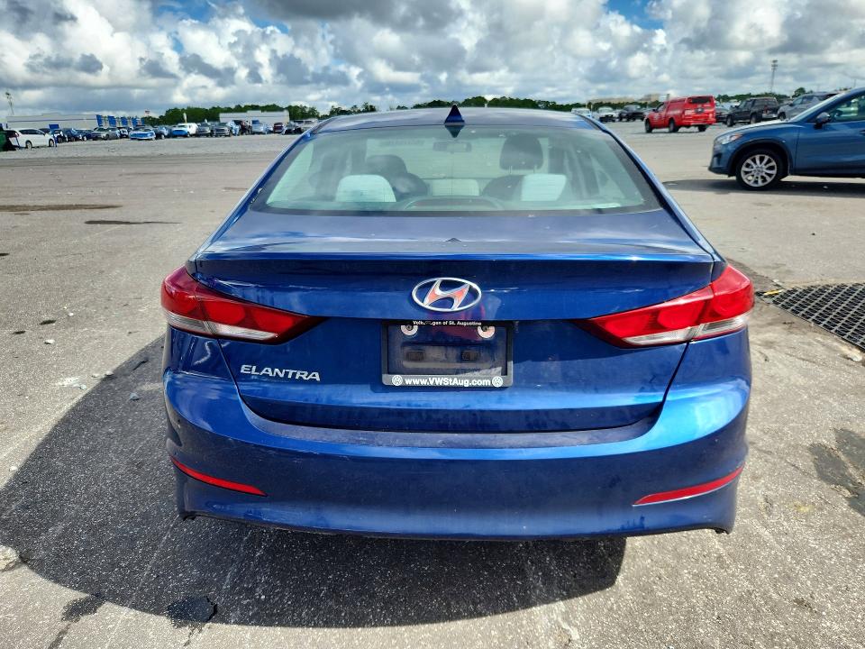 2018 Hyundai Elantra მანქანა იყიდება აუქციონზე, vin: 5NPD84LF3JH252704, აუქციონის ნომერი: 67615416