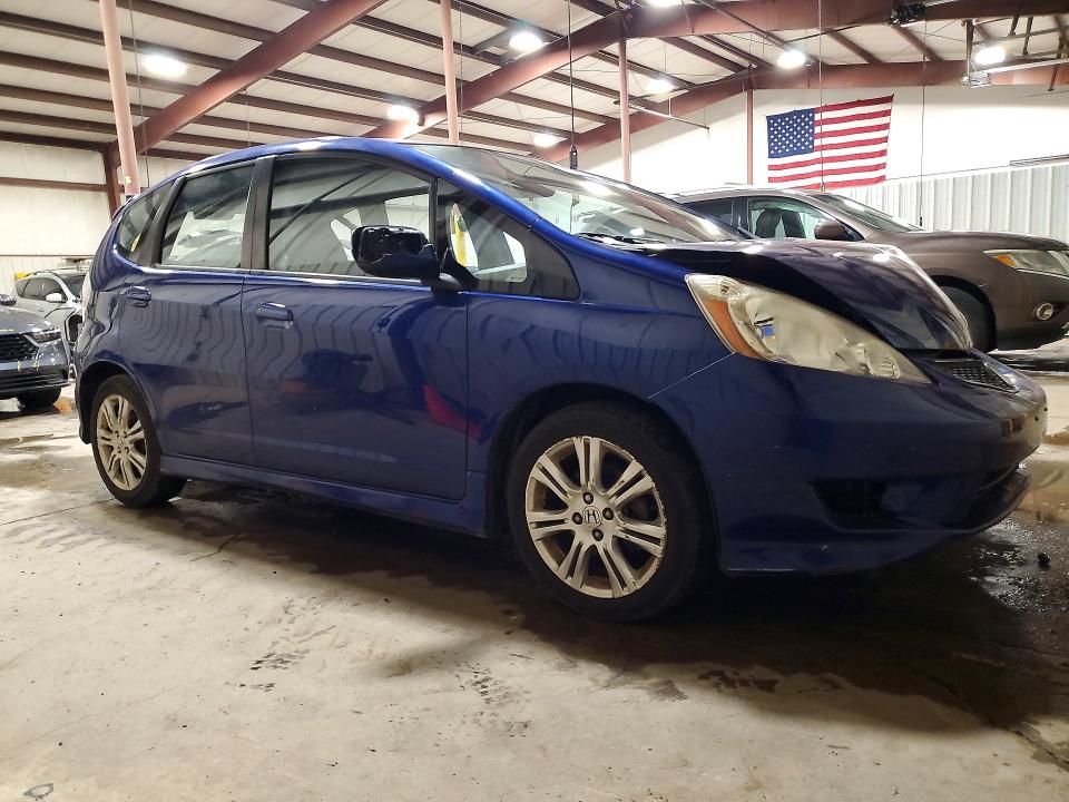 Продажа на аукционе авто 2010 Honda Fit, vin: JHMGE8H47AC000307, номер лота: 69929956