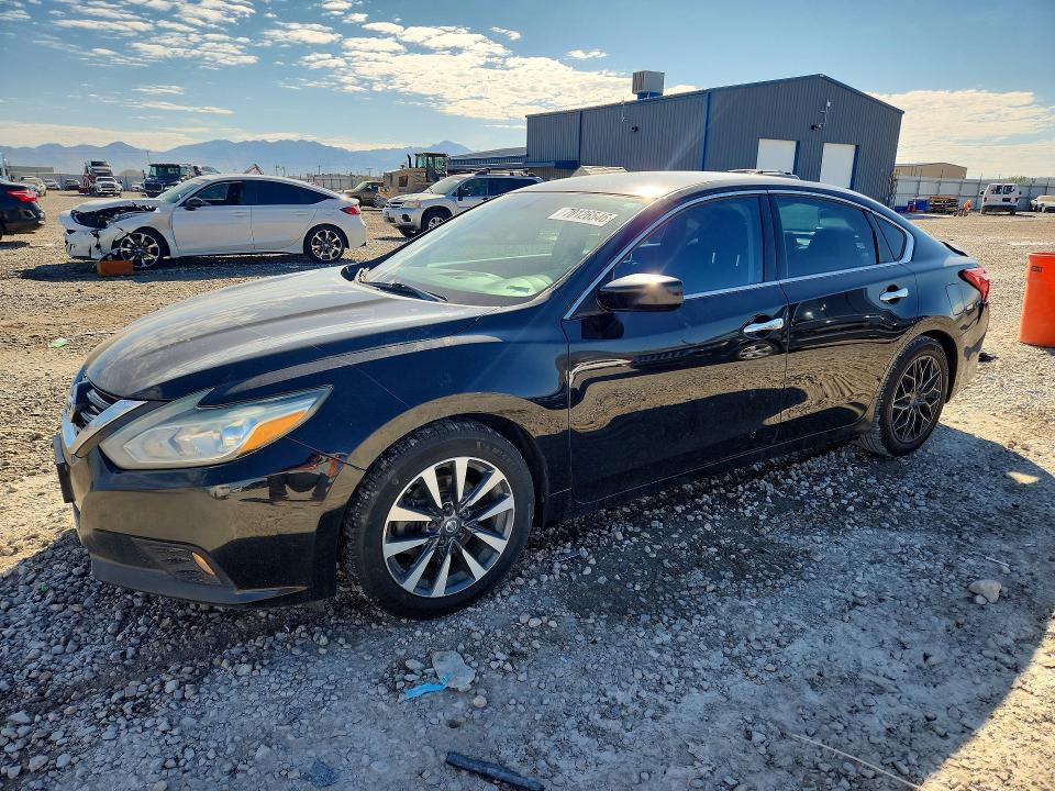70126546 :رقم المزاد ، 1N4AL3AP3HC132940 vin ، 2017 Nissan Altima مزاد بيع