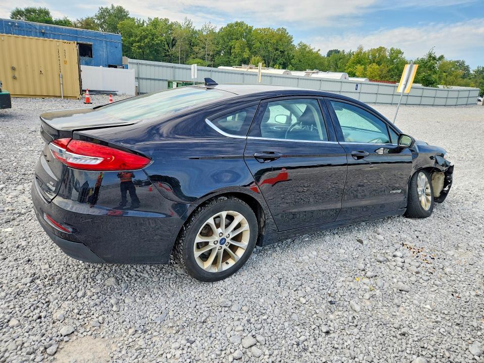 Продаж на аукціоні авто 2019 Ford Fusion, vin: 3FA6P0LU9KR281891, номер лоту: 67223156
