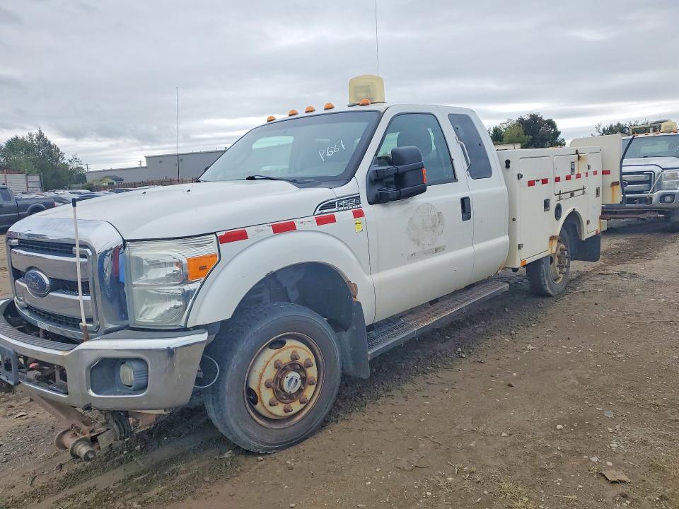 62806756 :رقم المزاد ، 1FT7X2B6XFEA25426 vin ، 2015 Ford F250 مزاد بيع