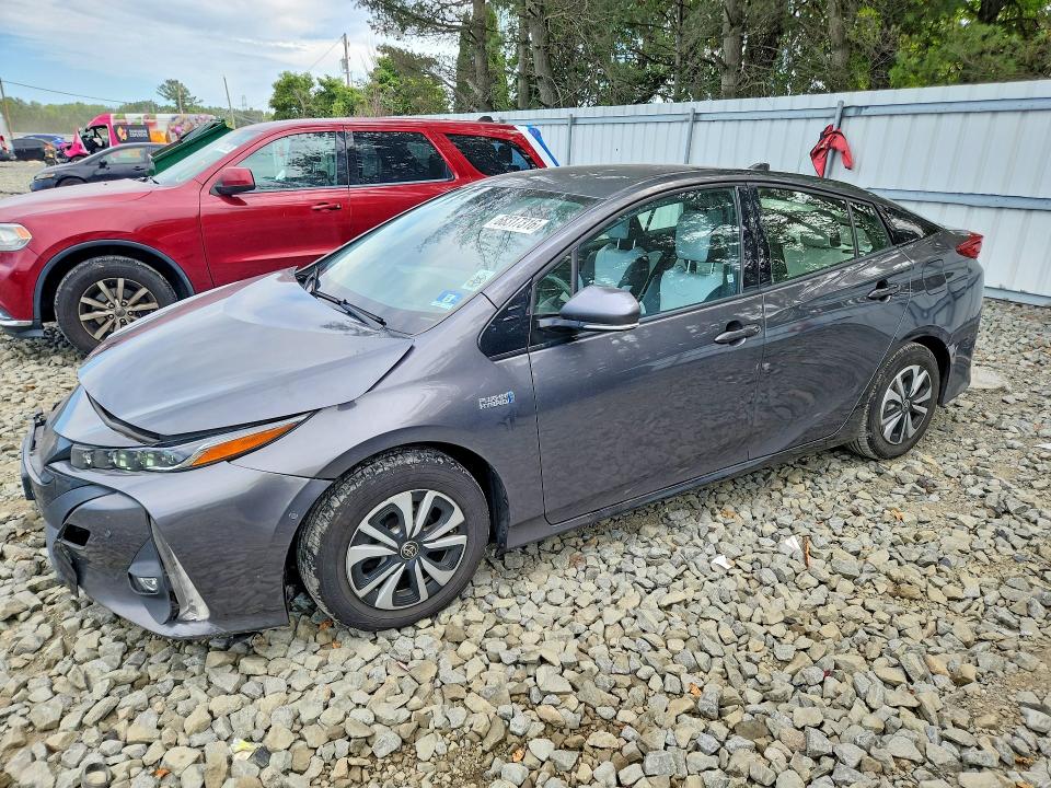 2017 Toyota Prius Prime მანქანა იყიდება აუქციონზე, vin: JTDKARFP9H3038660, აუქციონის ნომერი: 68317316