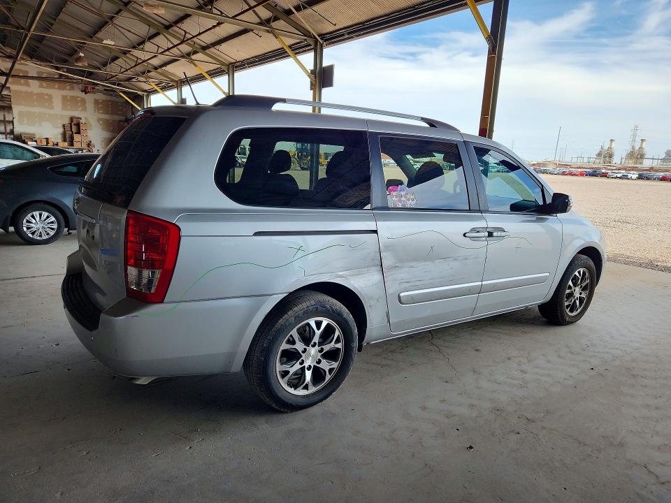 70079696 :رقم المزاد ، KNDMG4C7XE6554616 vin ، 2014 Kia Sedona مزاد بيع
