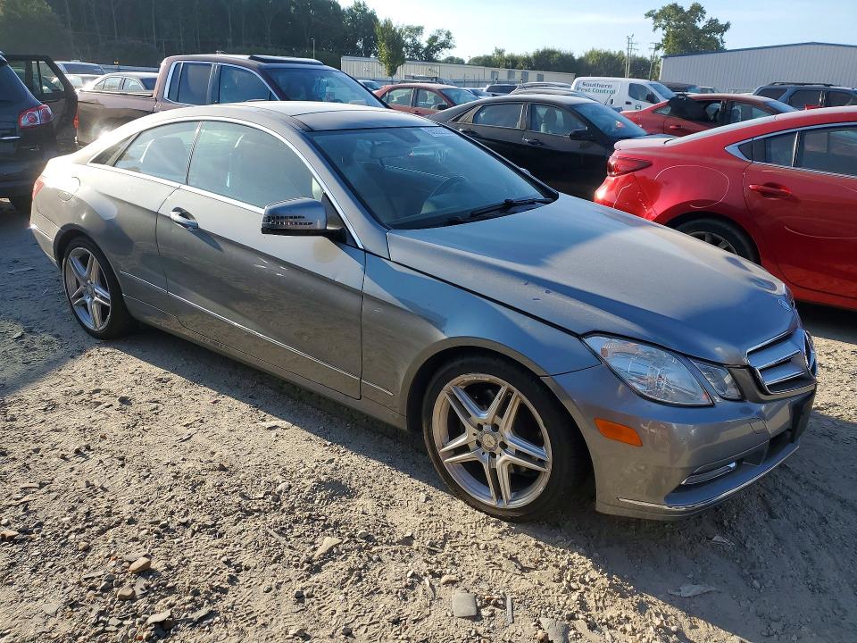 66032326 :رقم المزاد ، WDDKJ8JB5DF209764 vin ، 2013 Mercedes-benz E مزاد بيع