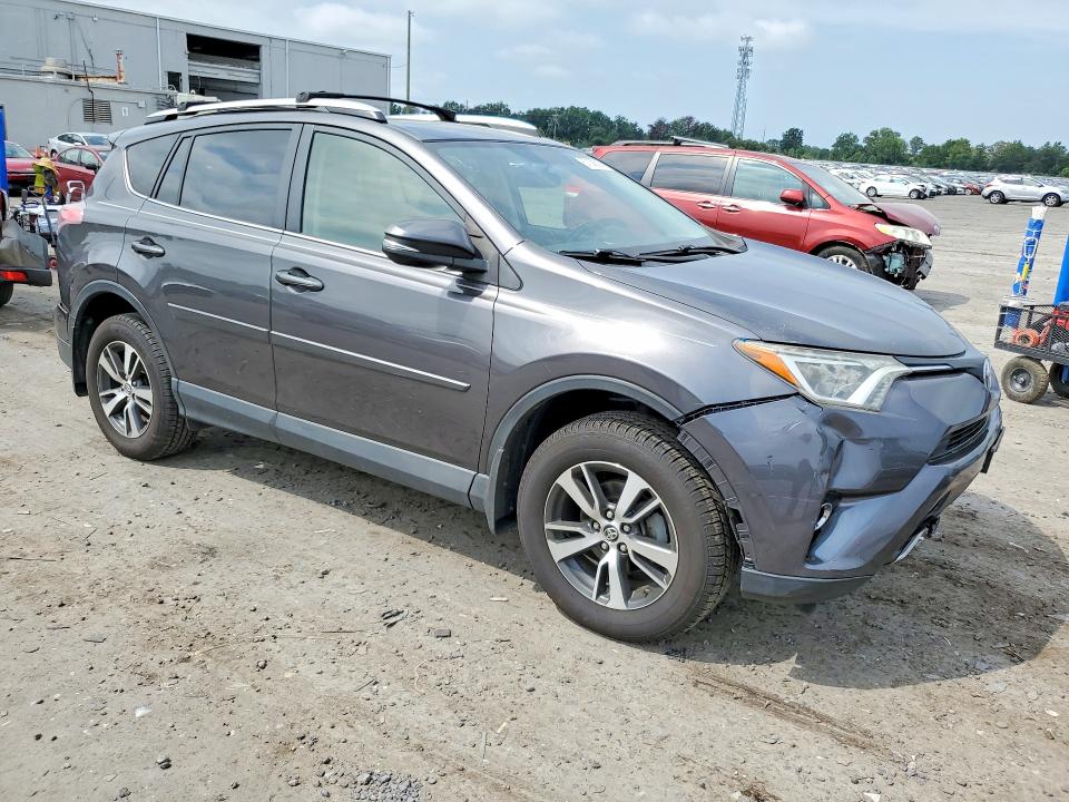 2016 Toyota Rav4 მანქანა იყიდება აუქციონზე, vin: JTMRFREV3GJ095673, აუქციონის ნომერი: 67303526