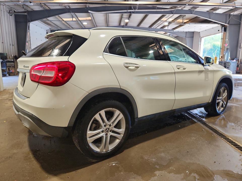 2018 Mercedes-benz Gla მანქანა იყიდება აუქციონზე, vin: WDCTG4GB4JJ463630, აუქციონის ნომერი: 67186986