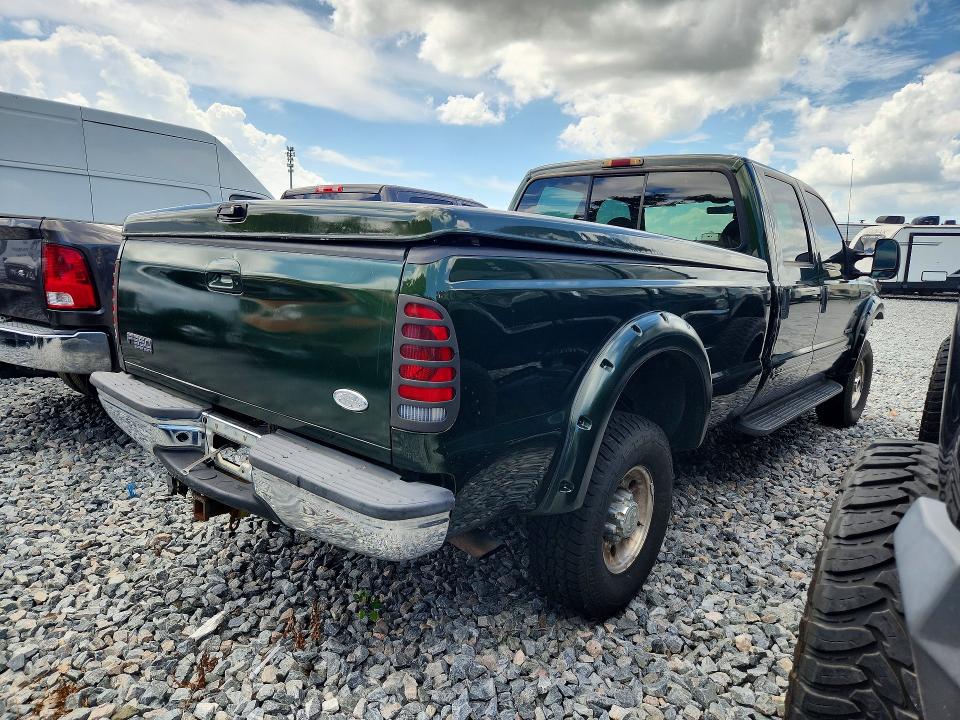 69026306 :رقم المزاد ، 1FTSW31F7YEB67384 vin ، 2000 Ford F350 مزاد بيع