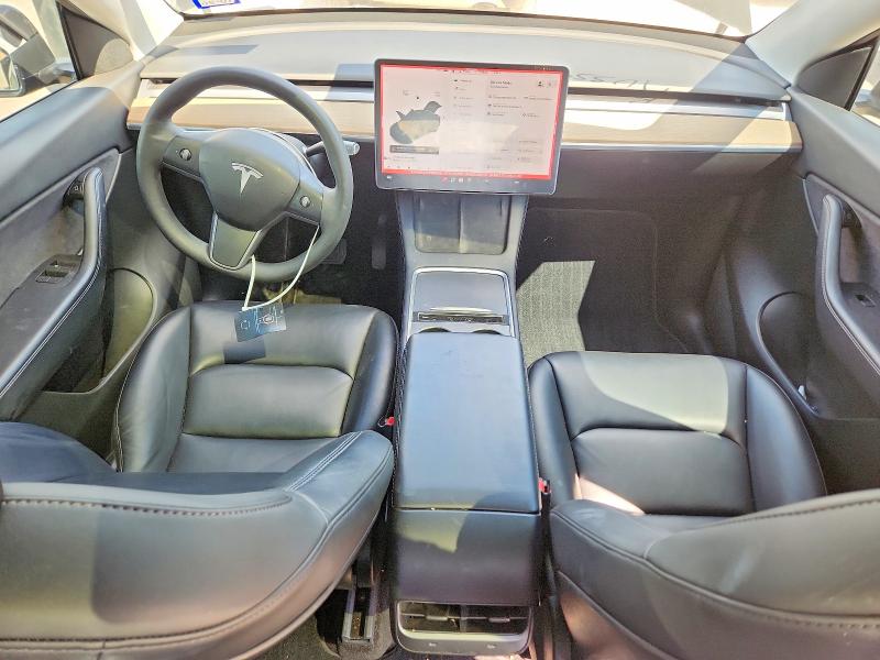 68851796 :رقم المزاد ، 5YJYGDEE2MF265472 vin ، 2021 Tesla Model Y مزاد بيع