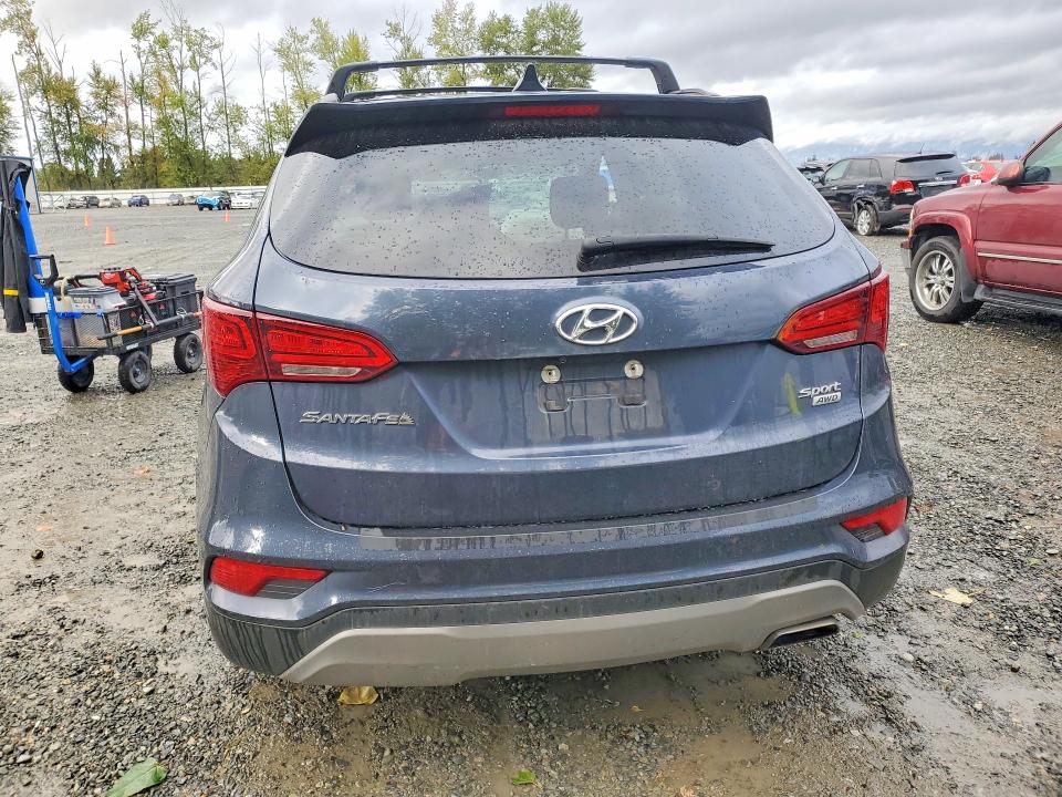 Продажа на аукционе авто 2017 Hyundai Santa Fe Sport, vin: 5NMZUDLB1HH019894, номер лота: 69928456