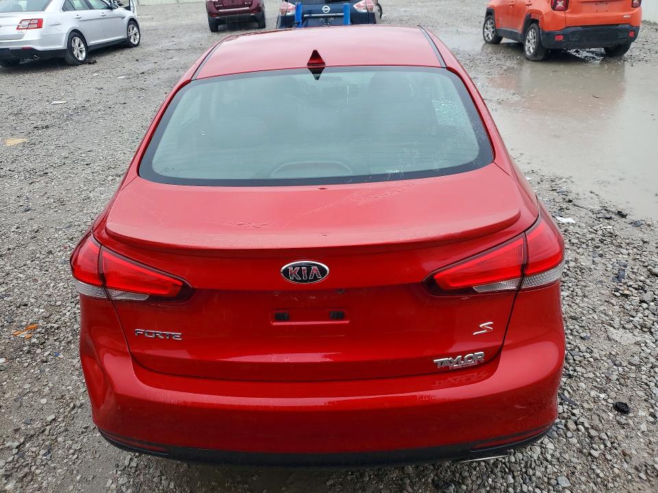 2017 Kia Forte მანქანა იყიდება აუქციონზე, vin: 3KPFL4A77HE158598, აუქციონის ნომერი: 69698776