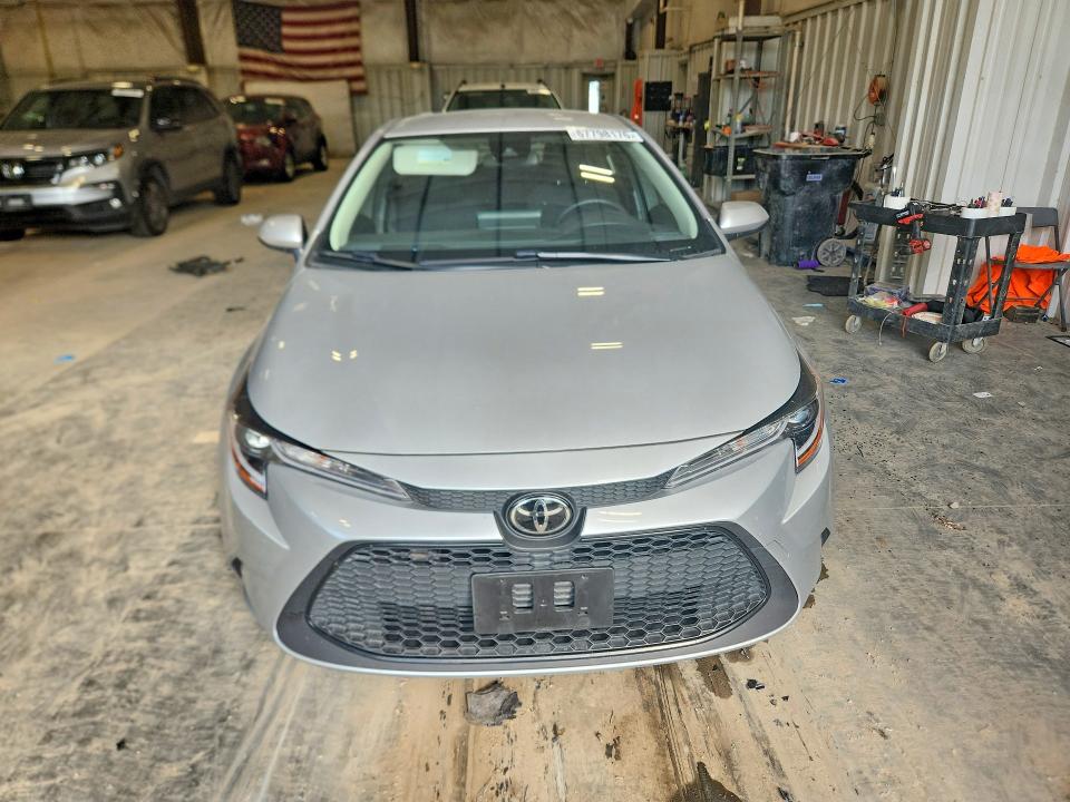 67798176 :رقم المزاد ، JTDEPMAE2N3024020 vin ، 2022 Toyota Corolla مزاد بيع