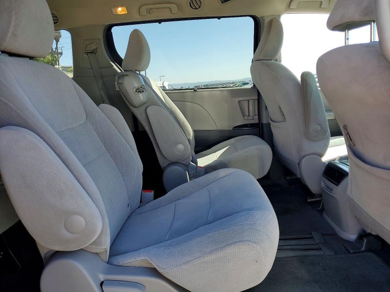 2016 Toyota Sienna მანქანა იყიდება აუქციონზე, vin: 5TDKK3DC7GS691026, აუქციონის ნომერი: 69928376