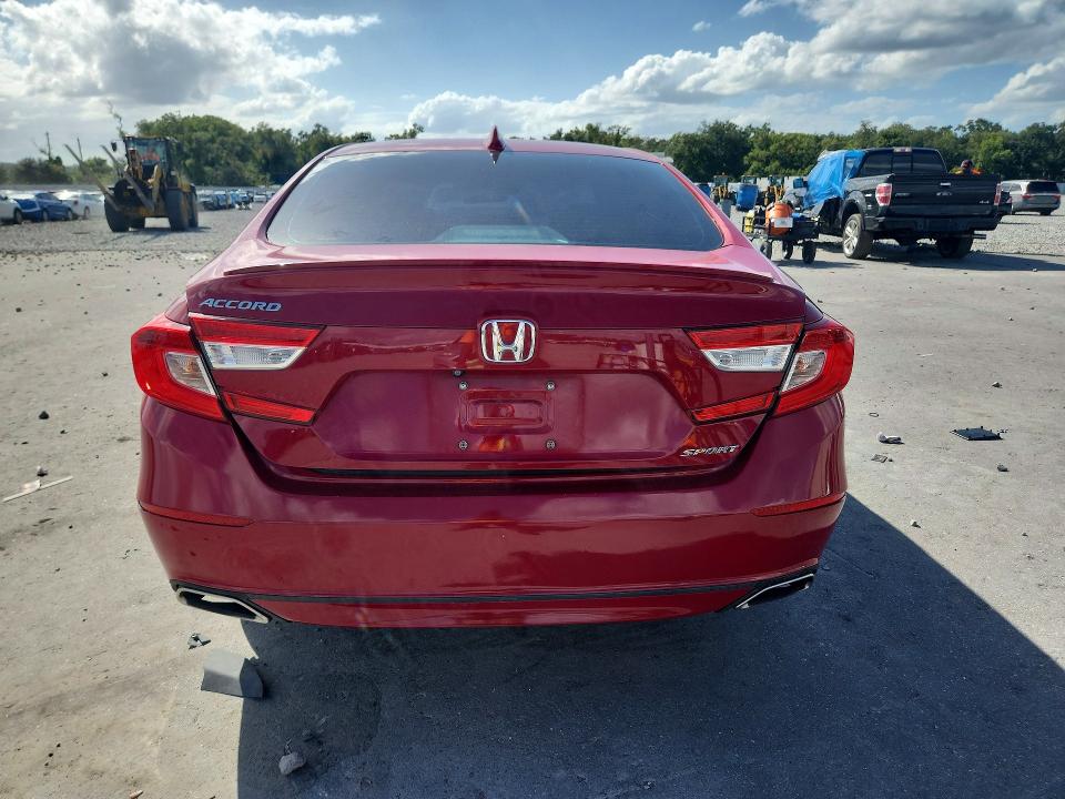 Продажа на аукционе авто 2018 Honda Accord, vin: 1HGCV1F35JA083556, номер лота: 69407206