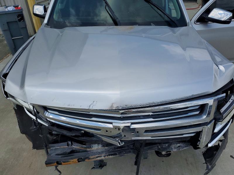 2015 Chevrolet Suburban მანქანა იყიდება აუქციონზე, vin: 1GNSCKKC5FR587987, აუქციონის ნომერი: 68858446