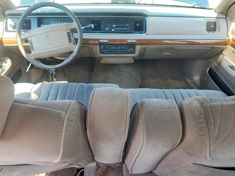 1993 Mercury Grand Marquis მანქანა იყიდება აუქციონზე, vin: 2MELM75W6PX639064, აუქციონის ნომერი: 67471486