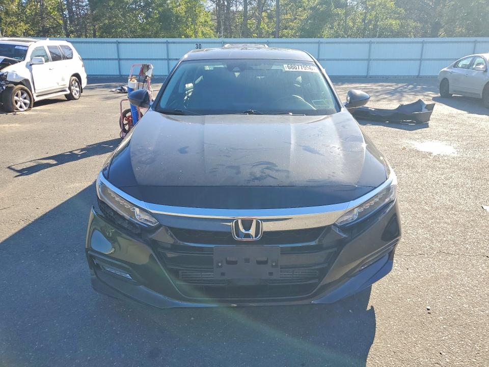 Aukcja sprzedaży 2018 Honda Accord, vin: 1HGCV1F47JA129896, numer aukcji: 68077956