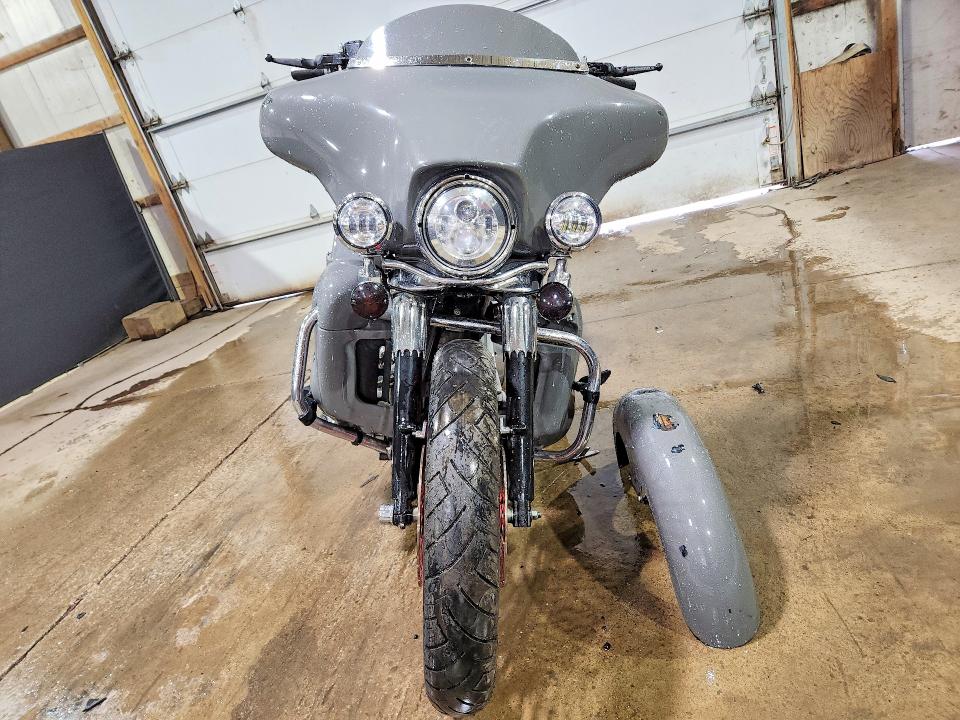 Продажа на аукционе авто 2004 Harley-davidson Flht, vin: 1HD1DDV1X4Y630115, номер лота: 68240006