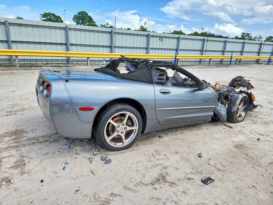 2004 Chevrolet Corvette მანქანა იყიდება აუქციონზე, vin: 1G1YY32G545100782, აუქციონის ნომერი: 69510656