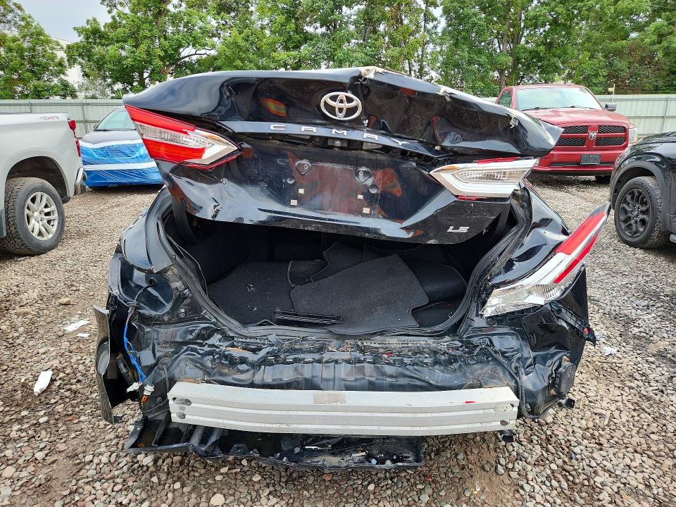 Aukcja sprzedaży 2018 Toyota Camry, vin: 4T1B11HK9JU015944, numer aukcji: 66938366