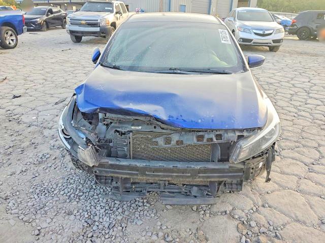 67651336 :رقم المزاد ، 3KPFK4A71JE181867 vin ، 2018 Kia Forte مزاد بيع