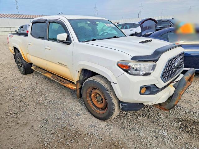 69373996 :رقم المزاد ، 5TFDZ5BNXKX038696 vin ، 2019 Toyota Tacoma مزاد بيع
