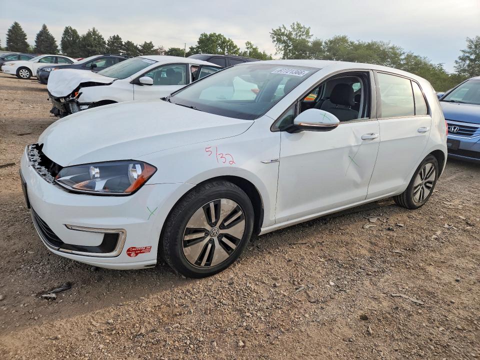 67721366 :رقم المزاد ، WVWKP7AUXGW916447 vin ، 2016 Volkswagen E-golf مزاد بيع