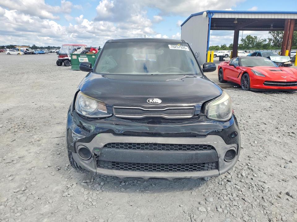 70257926 :رقم المزاد ، KNDJN2A2XH7478401 vin ، 2017 Kia Soul مزاد بيع