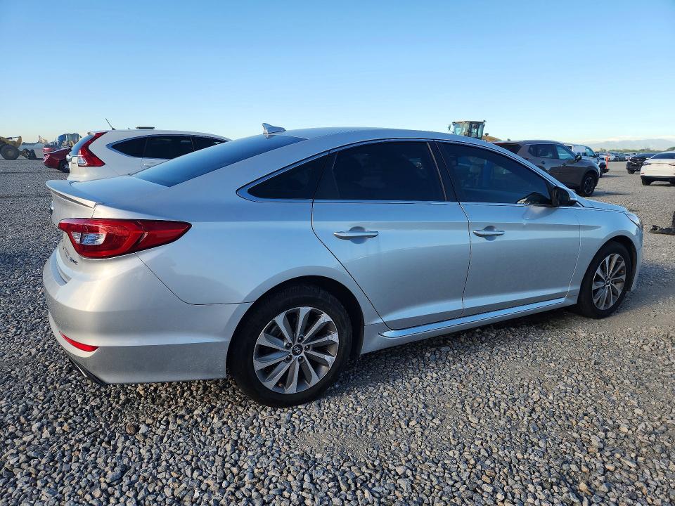 2015 Hyundai Sonata მანქანა იყიდება აუქციონზე, vin: 5NPE34AF0FH070343, აუქციონის ნომერი: 67270736