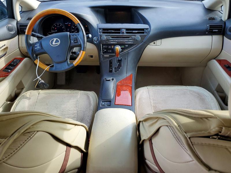 67827846 :رقم المزاد ، 2T2ZK1BA6AC031057 vin ، 2010 Lexus Rx مزاد بيع