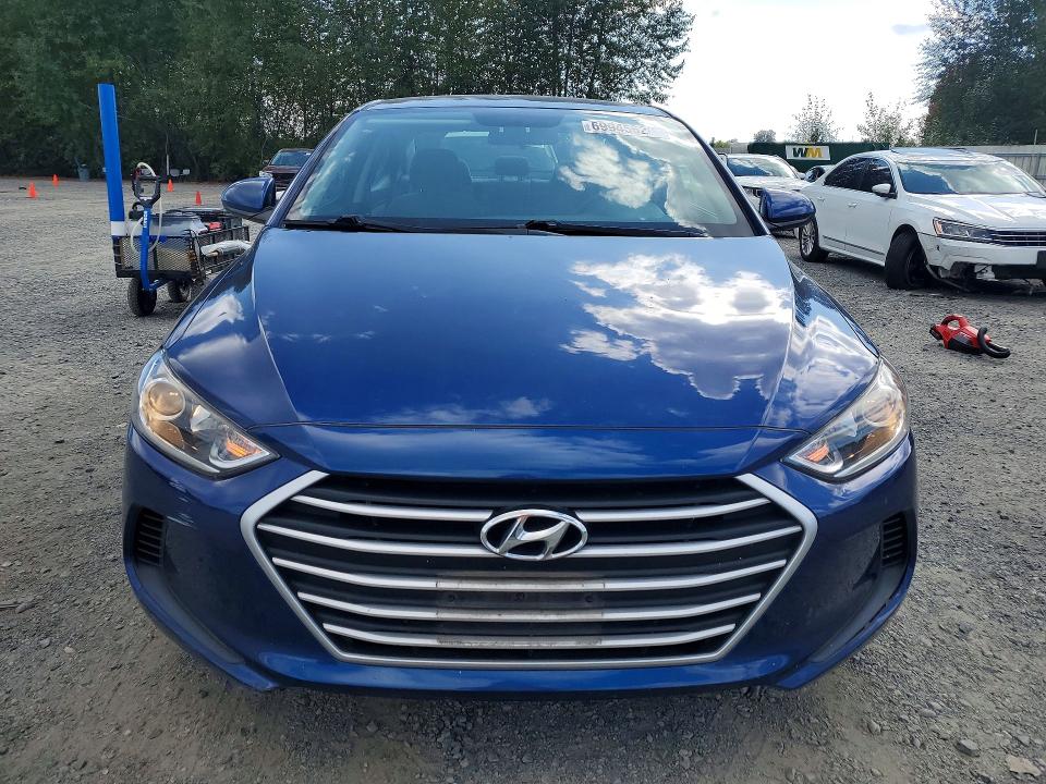Продажа на аукционе авто 2018 Hyundai Elantra, vin: 5NPD84LF8JH297301, номер лота: 69945626