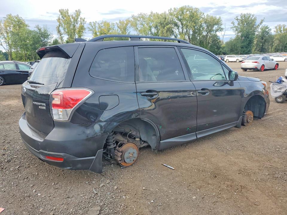 68529446 :رقم المزاد ، JF2SJAEC5HH417028 vin ، 2017 Subaru Forester مزاد بيع
