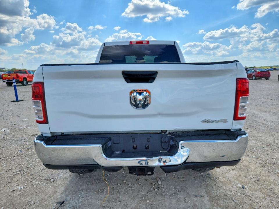 Продаж на аукціоні авто 2022 Ram 2500, vin: 3C6UR5DJ8NG137379, номер лоту: 69487526