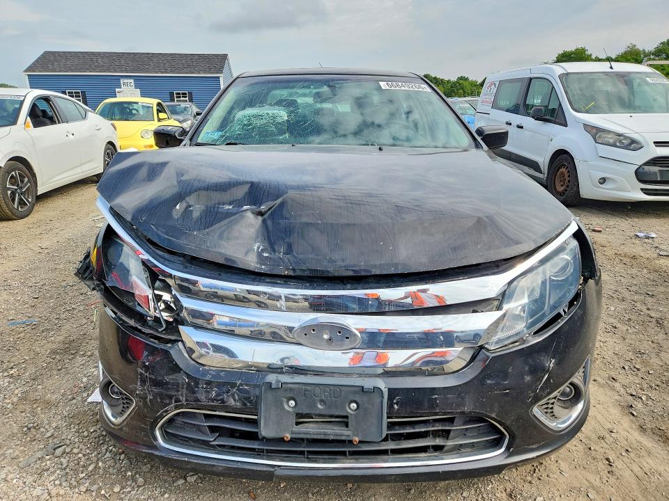 66849266 :رقم المزاد ، 3FAHP0JG9BR136615 vin ، 2011 Ford Fusion مزاد بيع