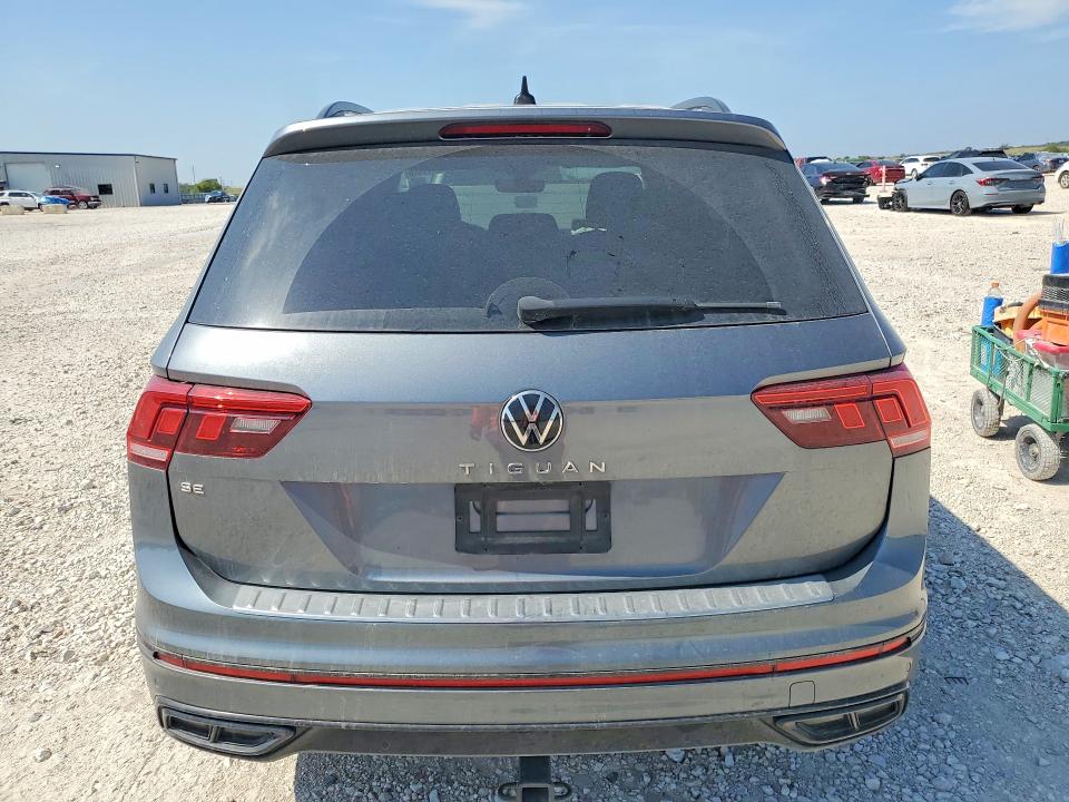 68447536 :رقم المزاد ، 3VVCB7AX0NM078358 vin ، 2022 Volkswagen Tiguan مزاد بيع