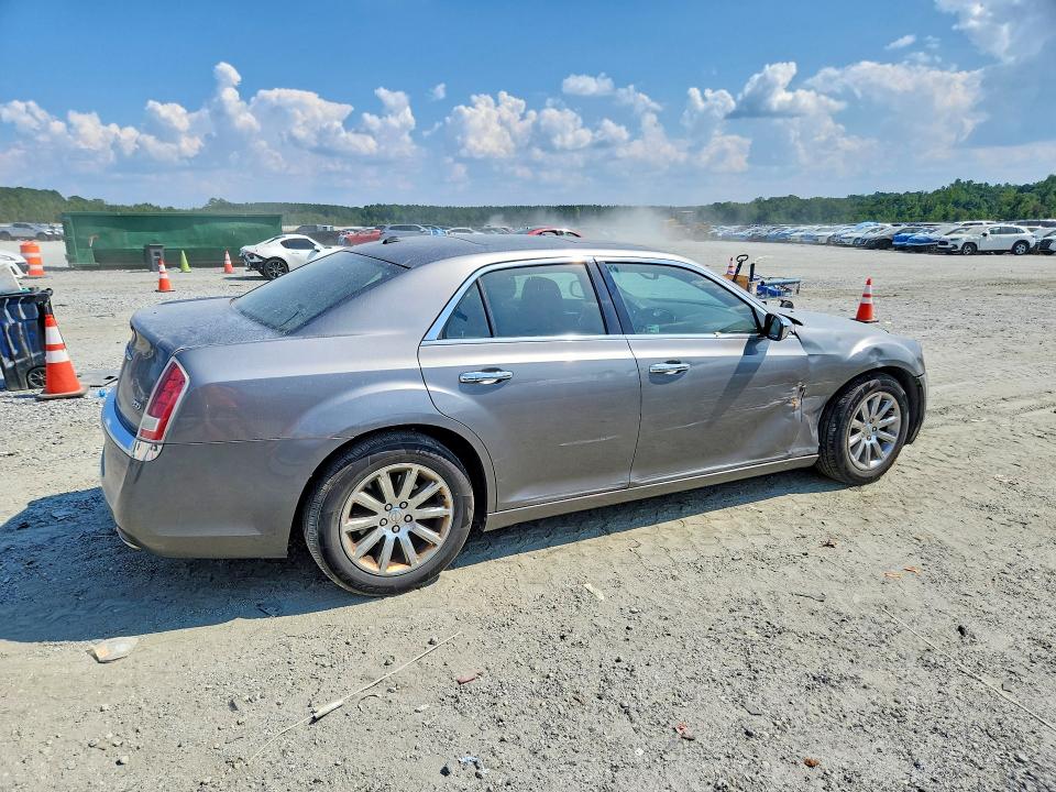 2011 Chrysler 300 მანქანა იყიდება აუქციონზე, vin: 2C3CA5CG3BH563661, აუქციონის ნომერი: 63638486