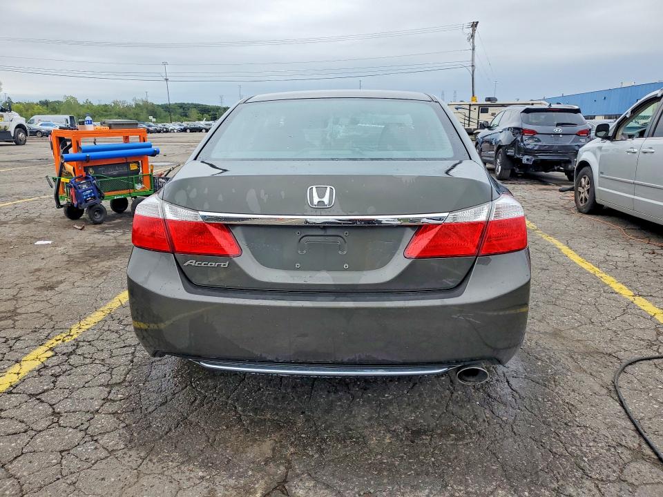 2013 Honda Accord მანქანა იყიდება აუქციონზე, vin: 1HGCR2F32DA252298, აუქციონის ნომერი: 68860776