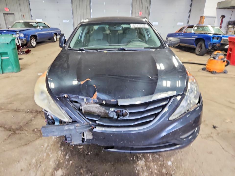 69420306 :رقم المزاد ، 5NPEB4AC8DH545114 vin ، 2013 Hyundai Sonata مزاد بيع