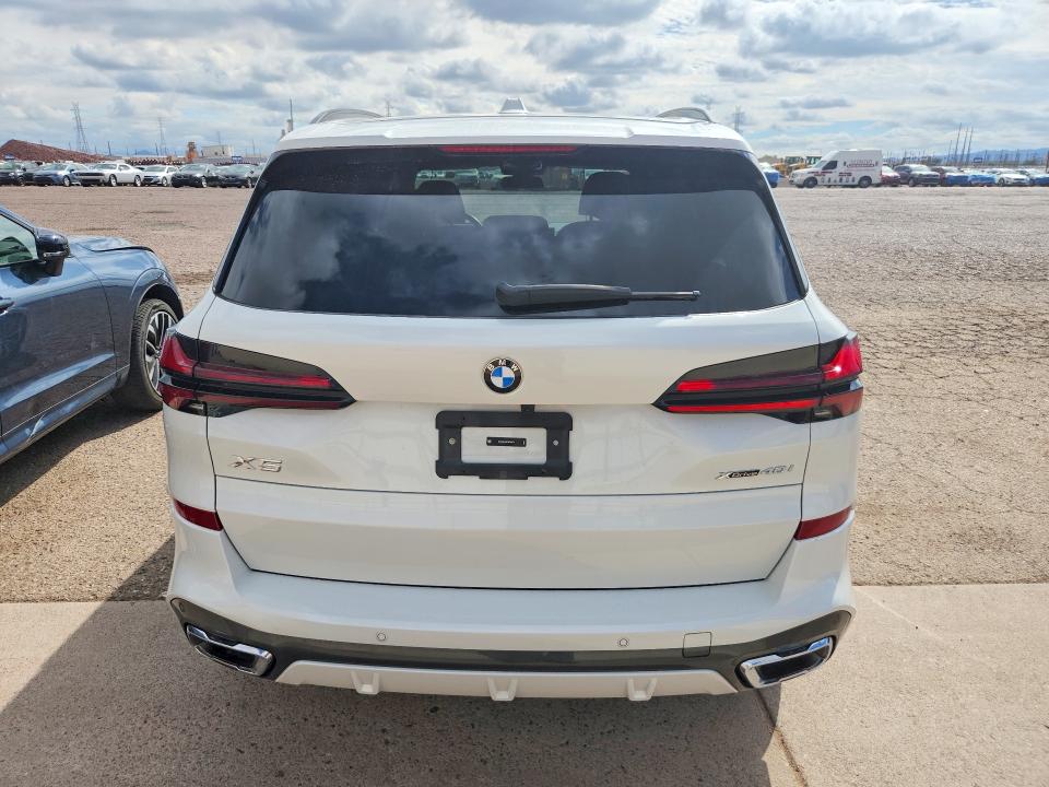 68024056 :رقم المزاد ، 5UX23EU00T9234774 vin ، 2026 Bmw X5 مزاد بيع