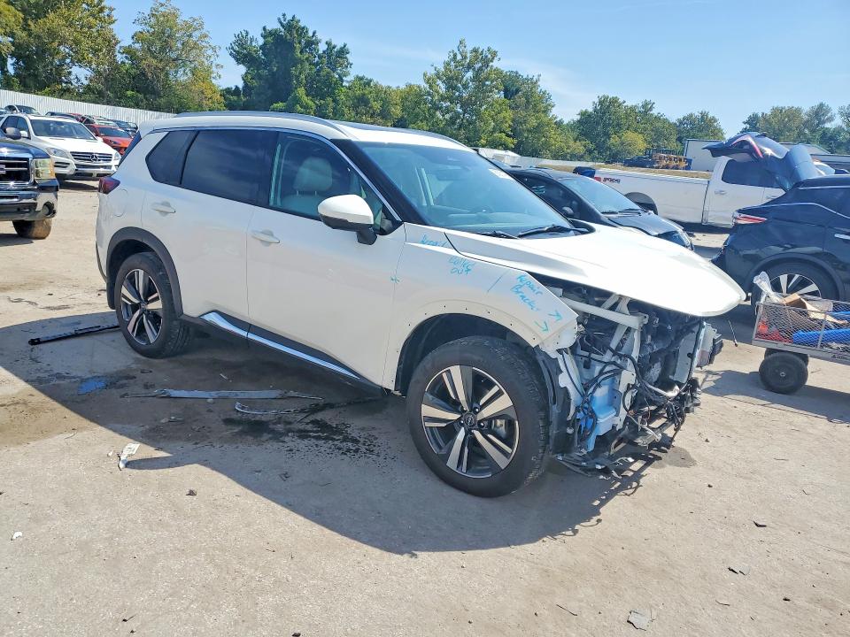 68361476 :رقم المزاد ، 5N1BT3CA0PC814689 vin ، 2023 Nissan Rogue مزاد بيع