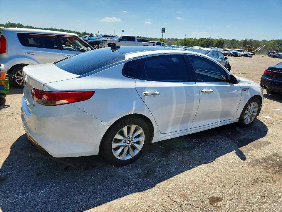 67805686 :رقم المزاد ، 5XXGU4L35GG086687         vin ، 2016 Kia Optima مزاد بيع