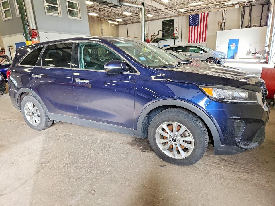 2020 Kia Sorento მანქანა იყიდება აუქციონზე, vin: 5XYPG4A58LG616247, აუქციონის ნომერი: 70797076