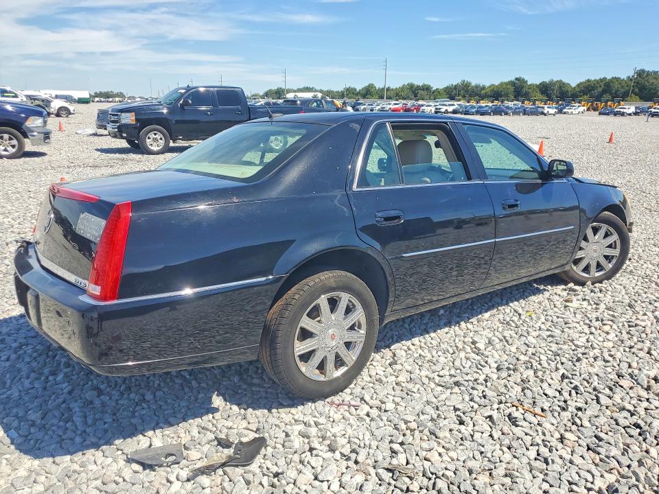 70301376 :رقم المزاد ، 1G6KD57Y18U160966 vin ، 2008 Cadillac Dts مزاد بيع