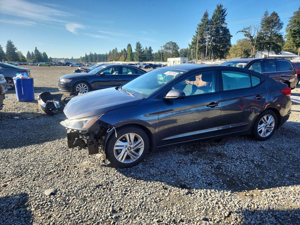 Продажа на аукционе авто 2020 Hyundai Elantra, vin: 5NPD84LF5LH590687, номер лота: 70952106