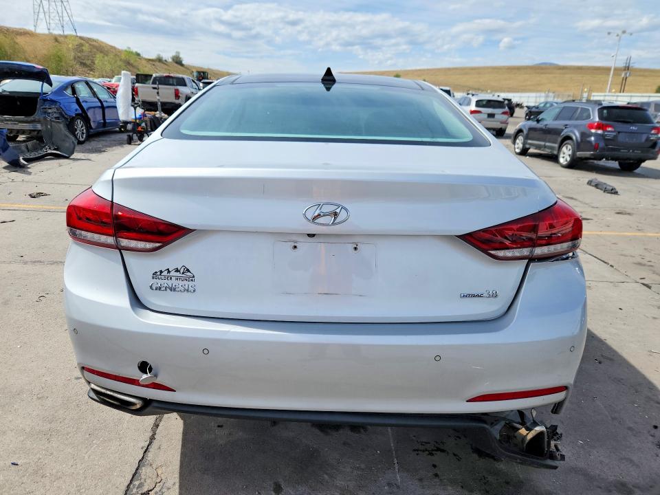 Продажа на аукционе авто 2015 Hyundai Genesis, vin: KMHGN4JE4FU072009, номер лота: 68840526