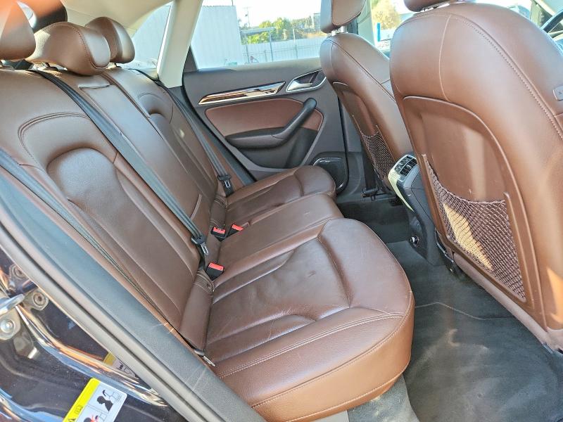 71245476 :رقم المزاد ، WA1GFCFS8FR005775 vin ، 2015 Audi Q3 مزاد بيع