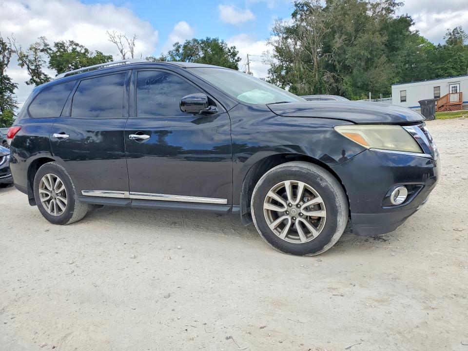 70612206 :رقم المزاد ، 5N1AR2MM0FC722106 vin ، 2015 Nissan Pathfinder مزاد بيع